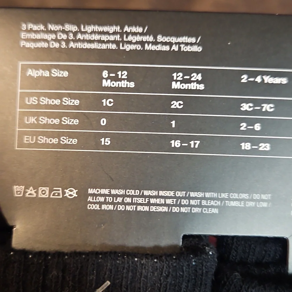 JORDAN 3 PACK BABY/TODDLER SOCKS: NEW IN PACKAGE: SIZE 12-24 MTH